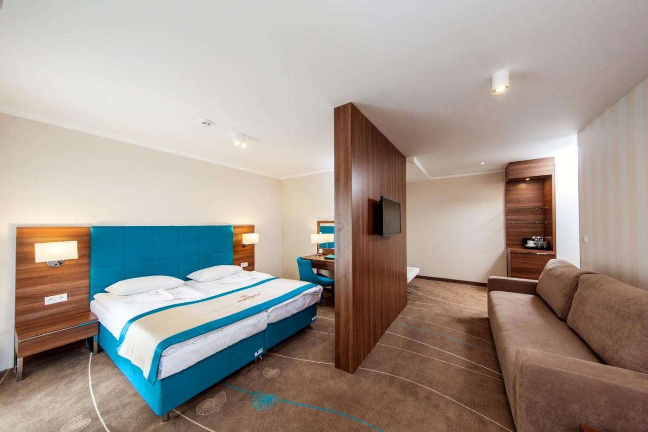 Aparthotel Przy Plazy เมียนซิดดรอแย ภายนอก รูปภาพ