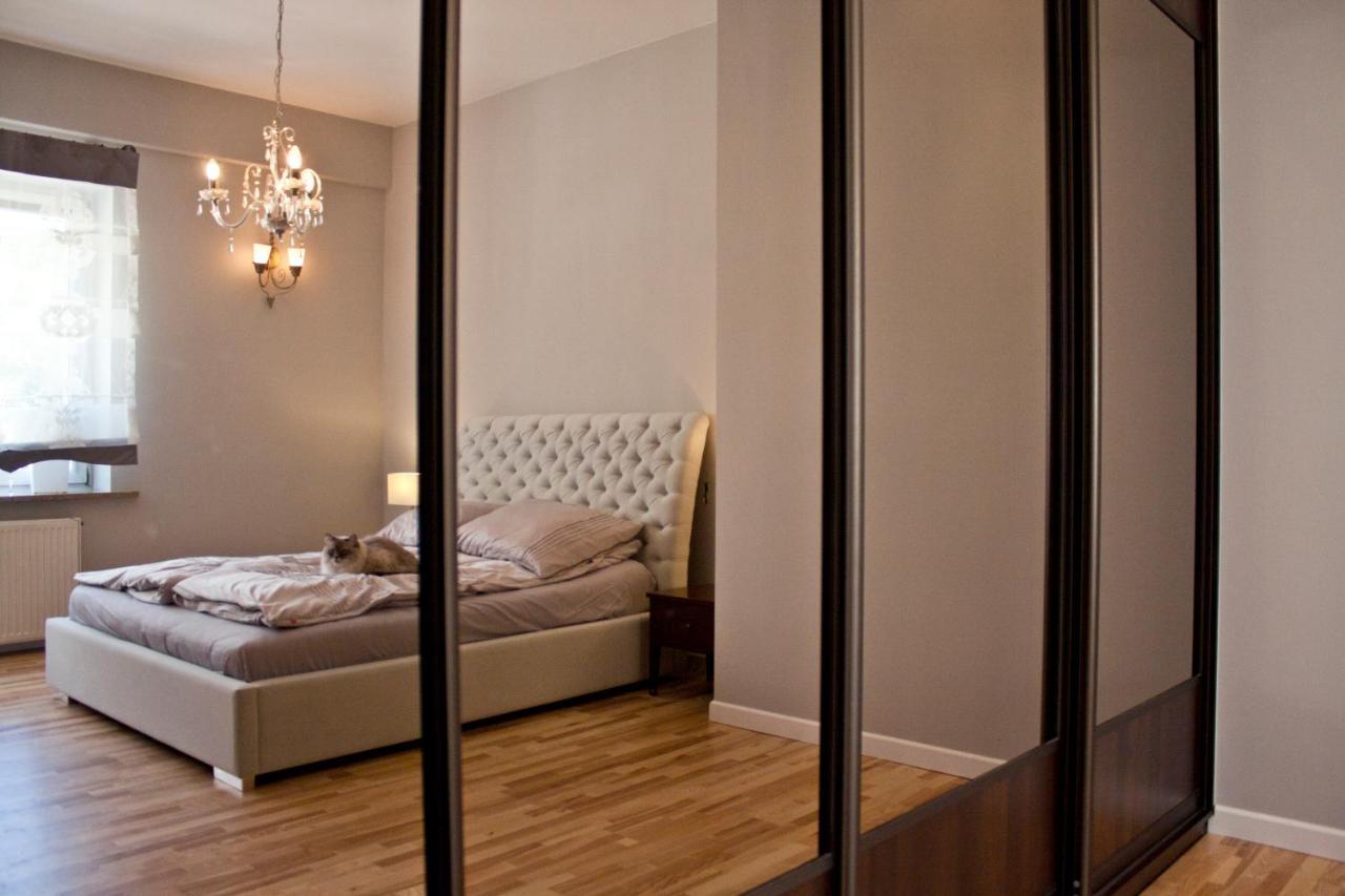 Aparthotel Przy Plazy เมียนซิดดรอแย ภายนอก รูปภาพ