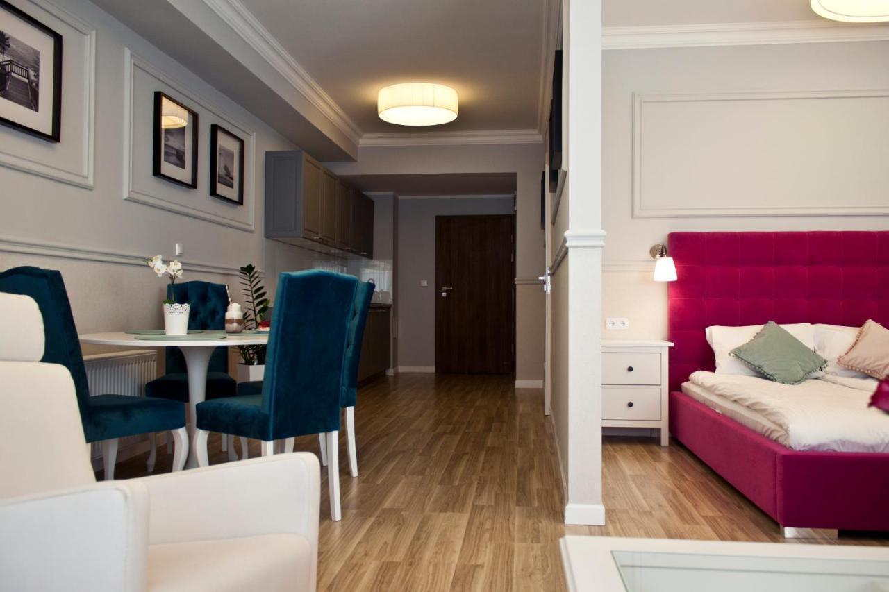 Aparthotel Przy Plazy เมียนซิดดรอแย ภายนอก รูปภาพ